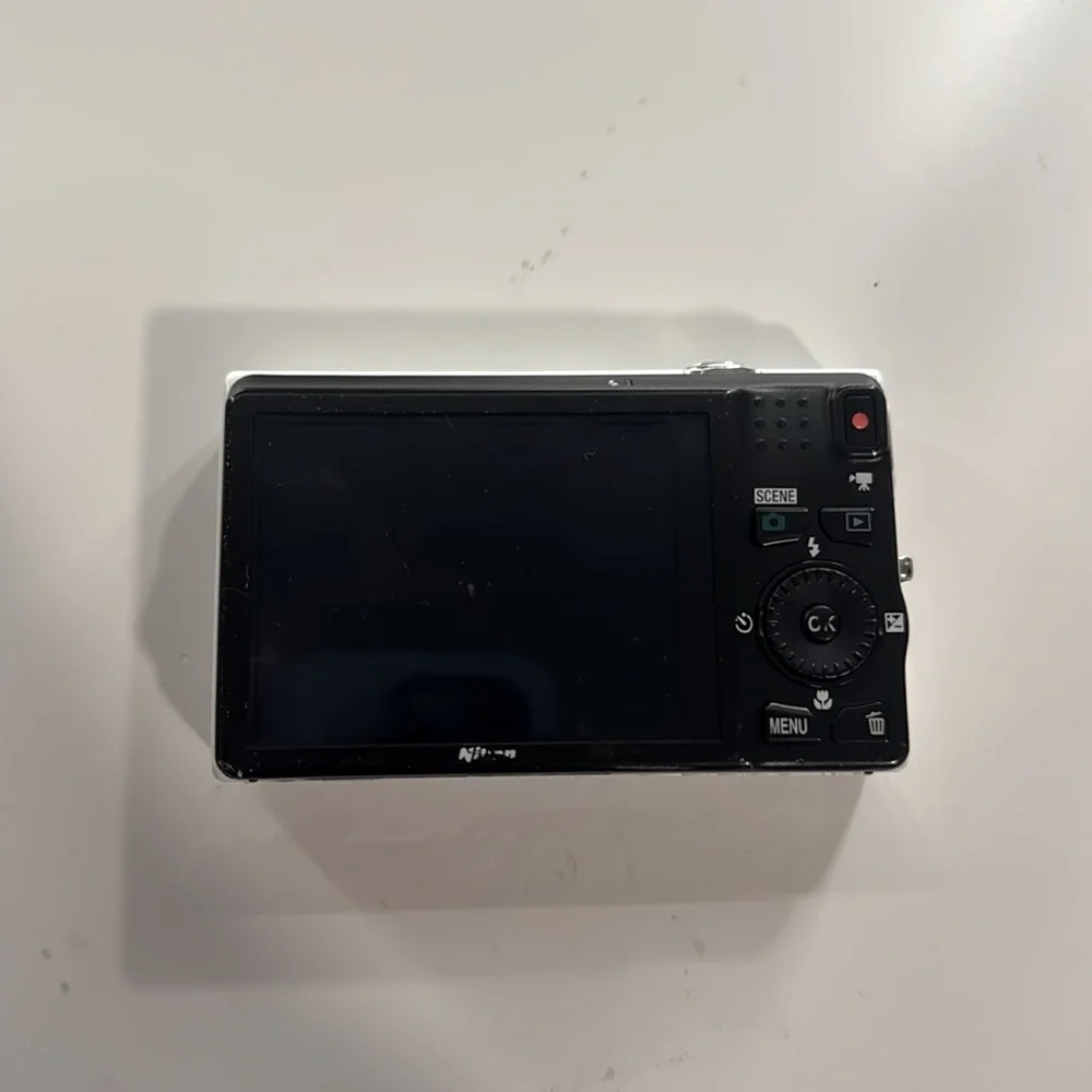 Nikon coolpix 26200